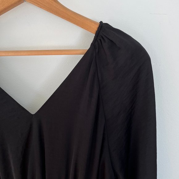 H&M Puff Sleeve Romper - Picture 5 of 6